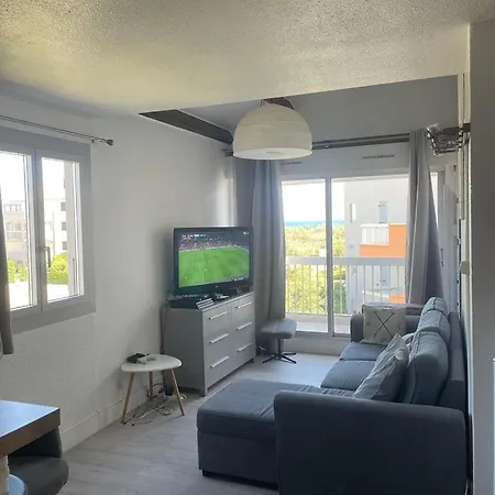 Piscine, Et Vue Pour Ce Beau T3 Rénové Avec Goût - 6fr324 Apartamento
